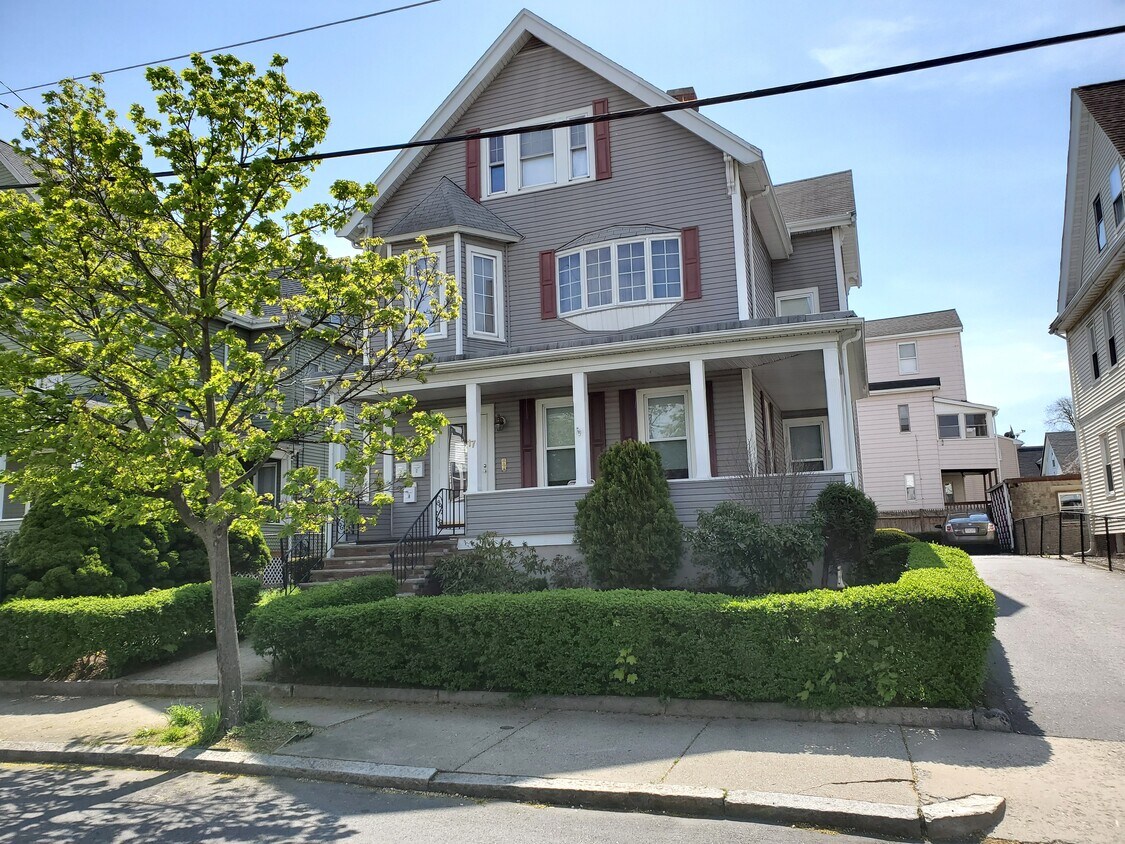 Primary Photo - 17 Upham St
