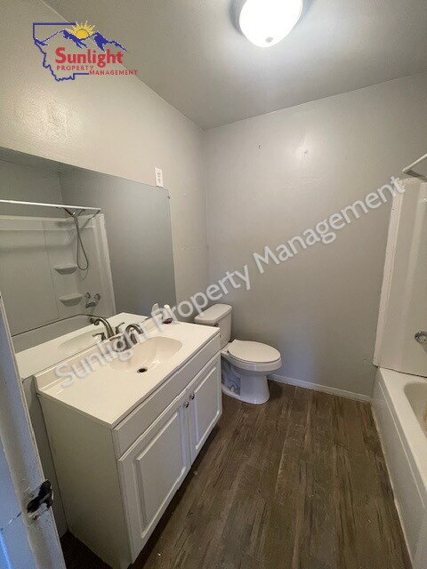 Foto del edificio - Spacious 4-Bed, 2-Bath Home for Rent in Jo...