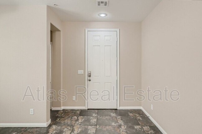 Building Photo - 628 Desert Passage St