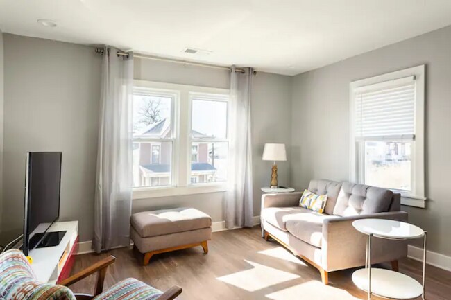 Foto del edificio - 410 Sandusky Ave