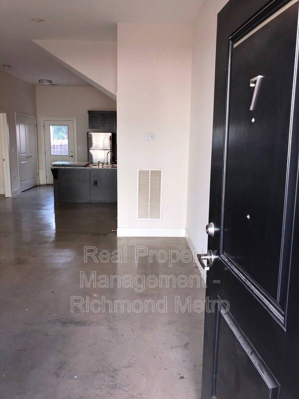 Building Photo - 1300 McDonough St
