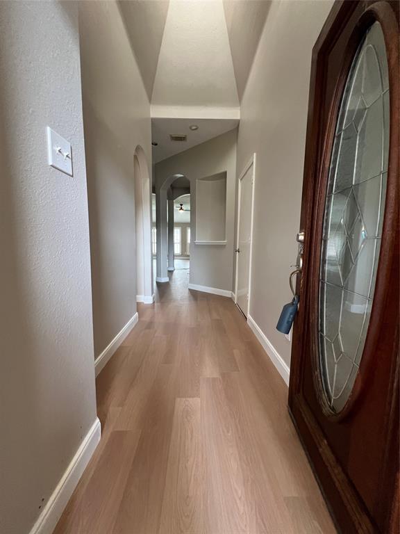 Foto del edificio - 7707 Misty Lake Ln