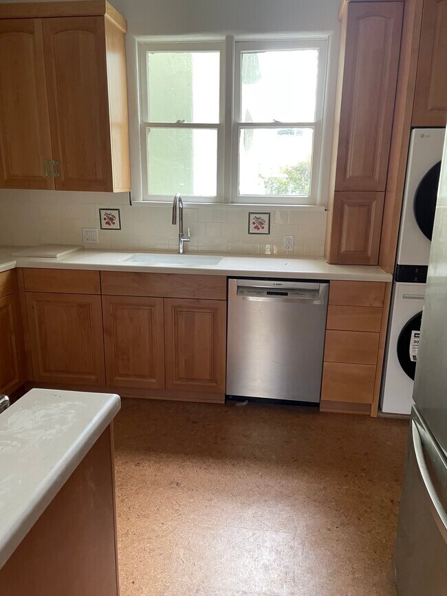 Kitchen - 854 19th St