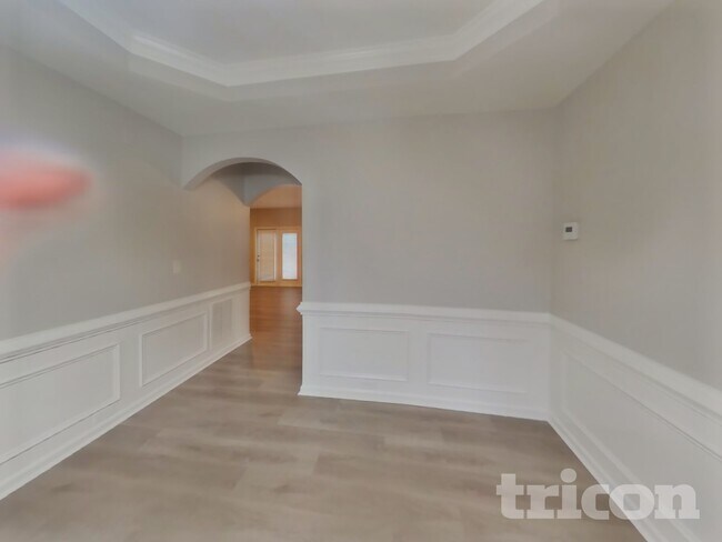 Building Photo - 18 Rockridge Dr