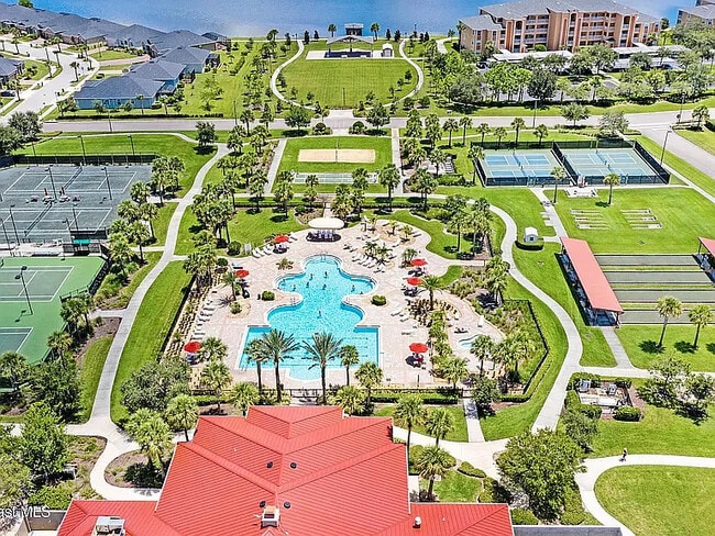 Foto del edificio - 6838 Toland Dr