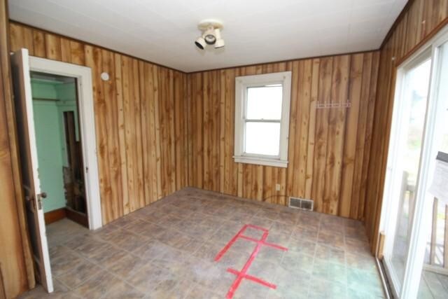Building Photo - 3 bedroom in Niagara Falls NY 14304