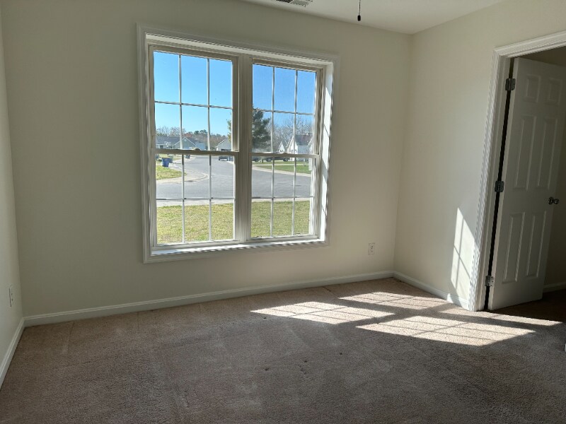 Foto del edificio - 18541 Eleanor Ln