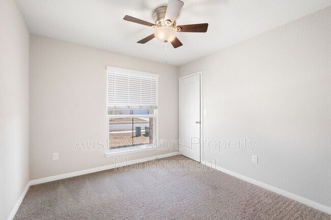 Building Photo - 117 Cranbrook Ln