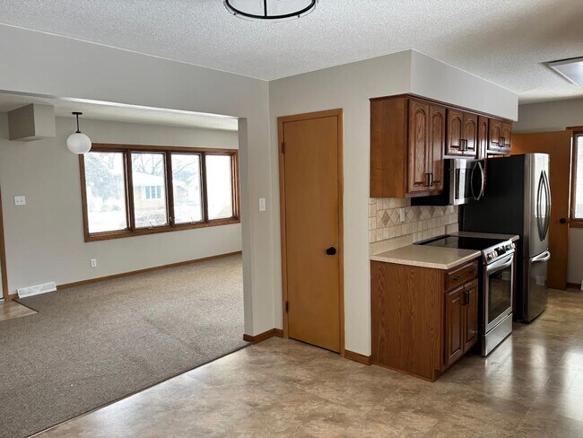 Foto del edificio - 3816 82nd St