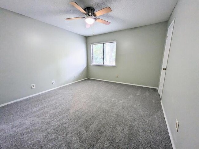 Foto del edificio - 481 Granite Ridge Pl