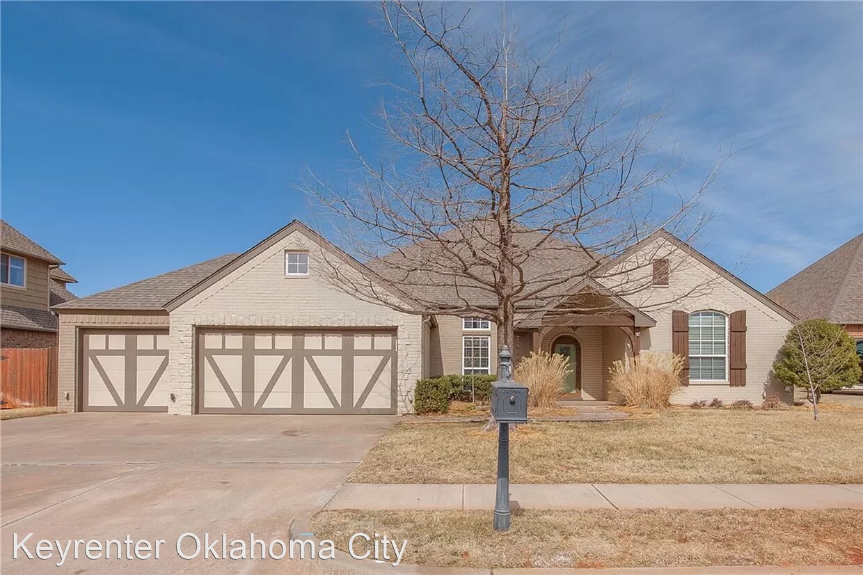 Primary Photo - 4 br, 3 bath House - 3121 NW 164th Ter