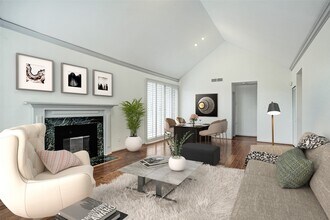 Building Photo - 5220 Weslayan St