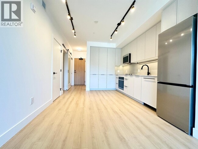 Building Photo - 3055 Murray St