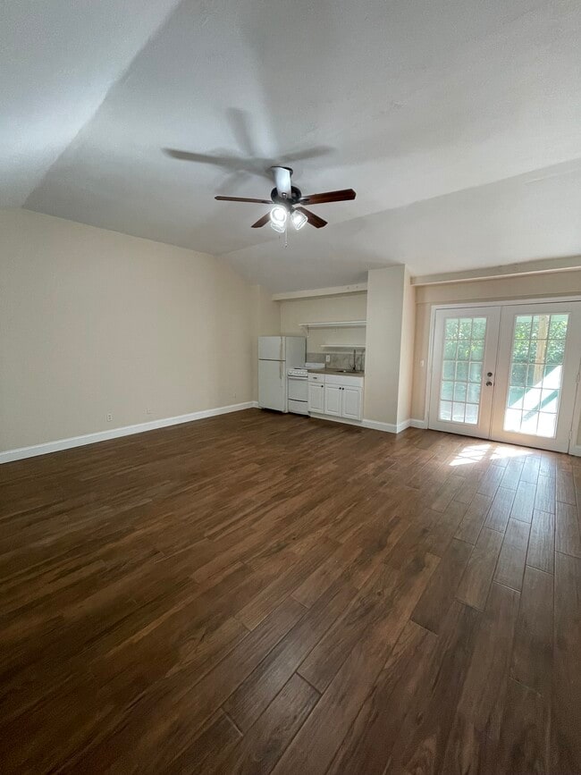 Building Photo - 2975 5th St SW