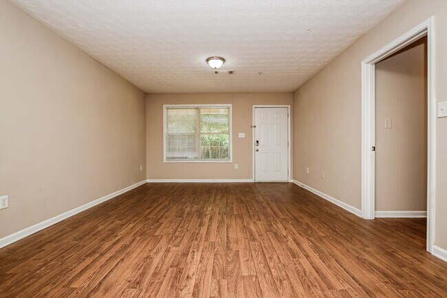 Foto del edificio - 1053 Wedgewood Ct NE