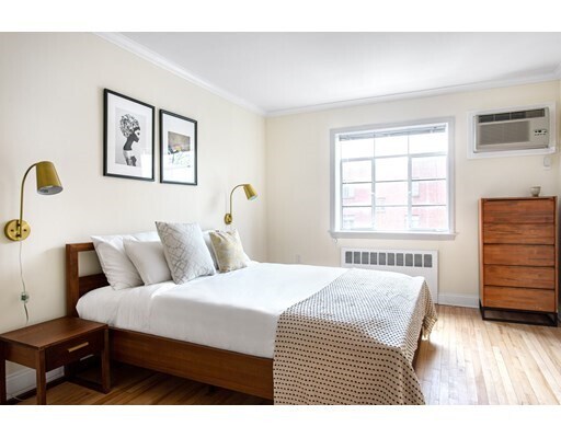 Building Photo - 79 Saint Paul St