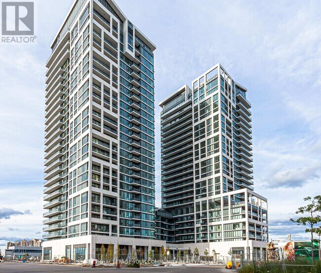 Building Photo - 9000-9000 Jane St