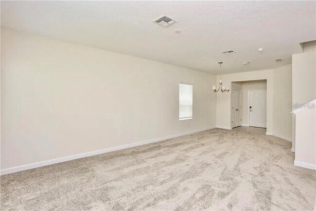 Foto del edificio - 4604 Rhythm Rd