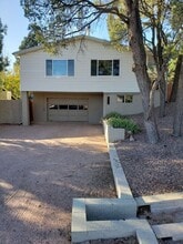 Building Photo - 2006 N Fredanovich Cir
