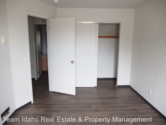 Foto del edificio - 1486 Northwood Dr