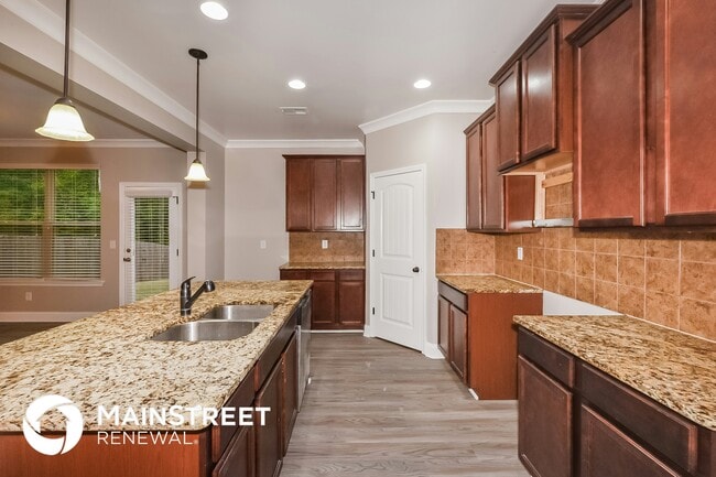 Building Photo - 4944 Longview Run