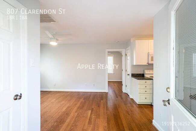 Foto del edificio - 807 Clarendon St - Available now!
