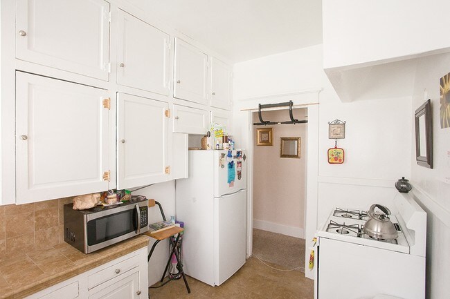 Foto del edificio - 717 E 1st St