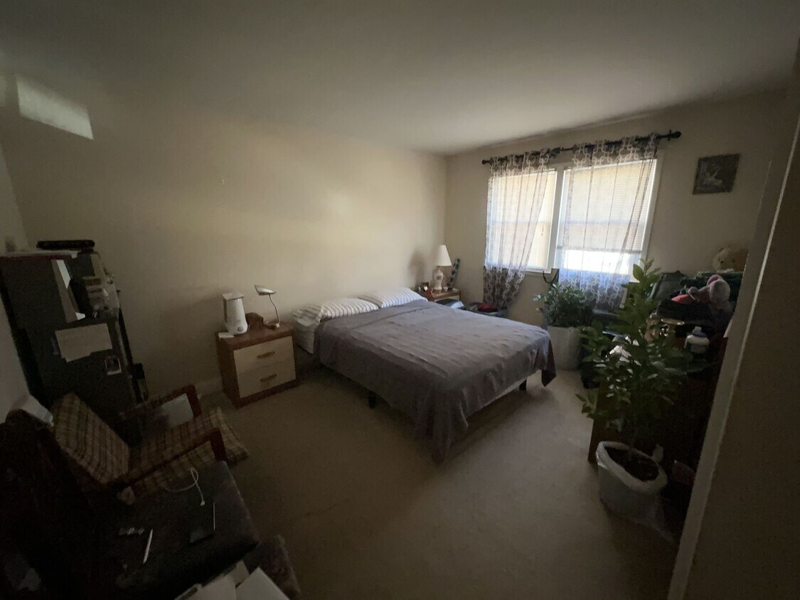 Foto del edificio - 14386 Berkshire Dr