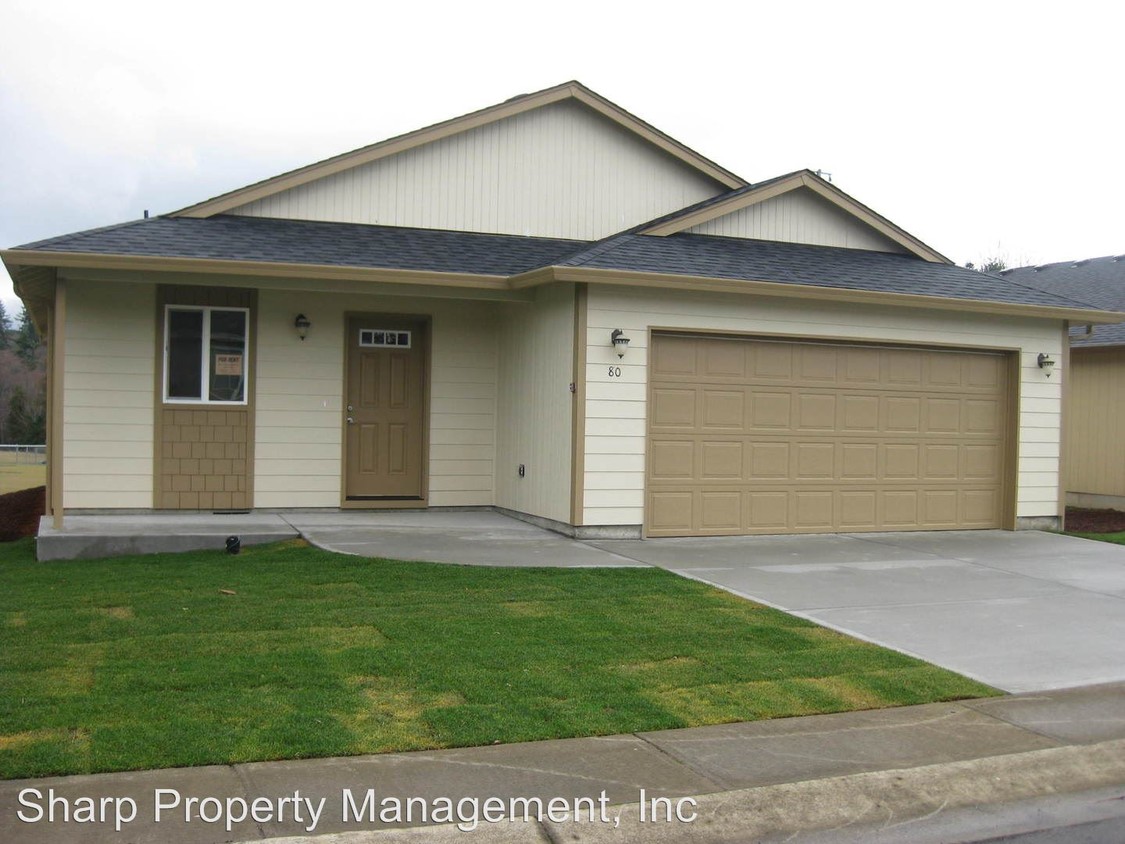 Primary Photo - 3 br, 2 bath House - 80 Hill Drive