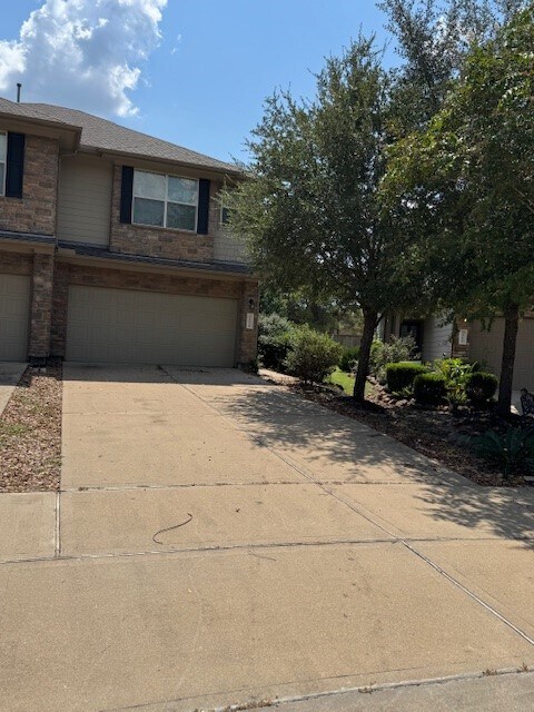 Foto del edificio - 24626 Folkstone Cir