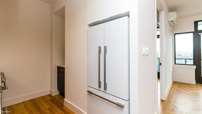 Building Photo - 321 Wythe Ave
