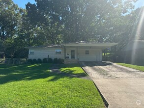 Building Photo - 3811 Idlewild Ave