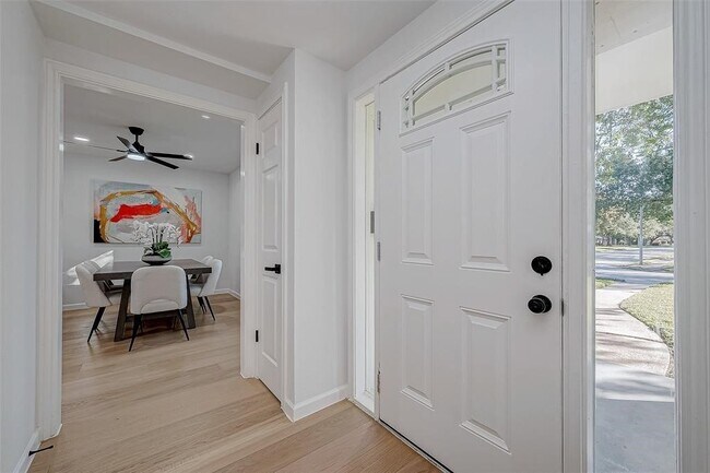 Foto del edificio - 2414 Walnut Bend Ln