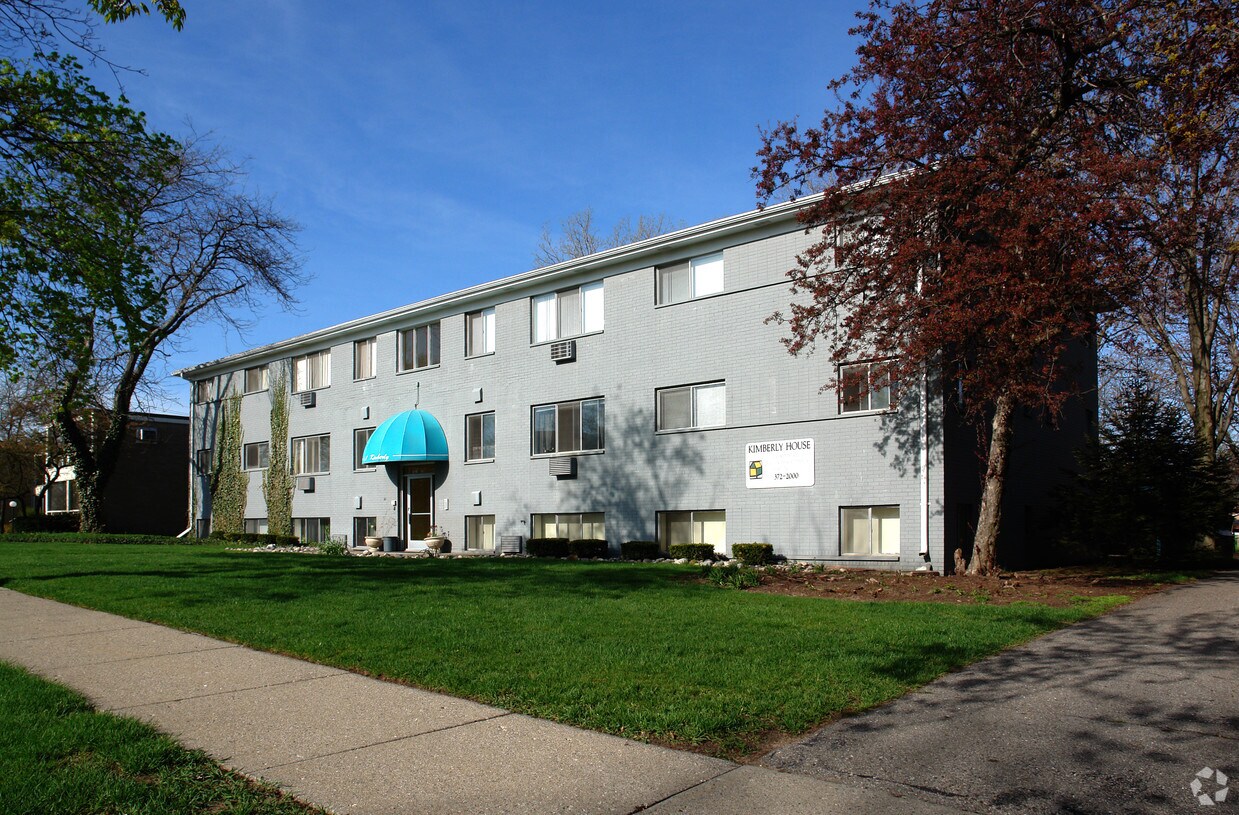 Kimberly Manor South & North Apartments in Lansing, MI