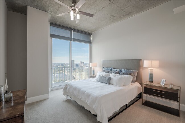 Foto del edificio - 5927 Almeda Rd