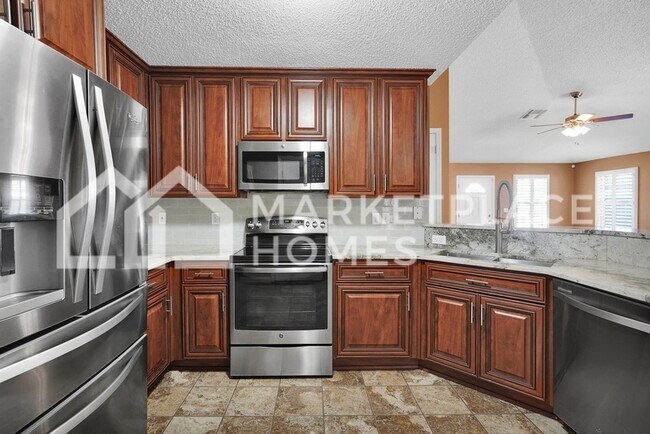 Foto del edificio - 7332 Ironside Ct