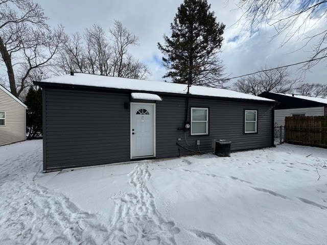 Foto del edificio - 16752 Artesian Ave