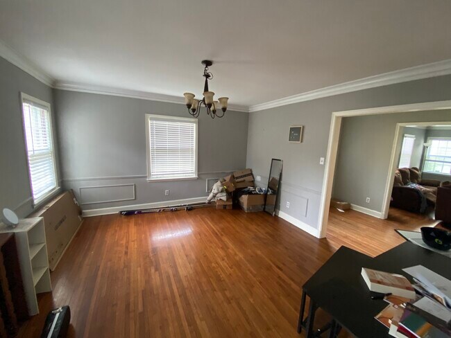 Foto del edificio - 61 N Reese St