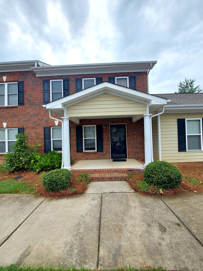 Building Photo - bingham