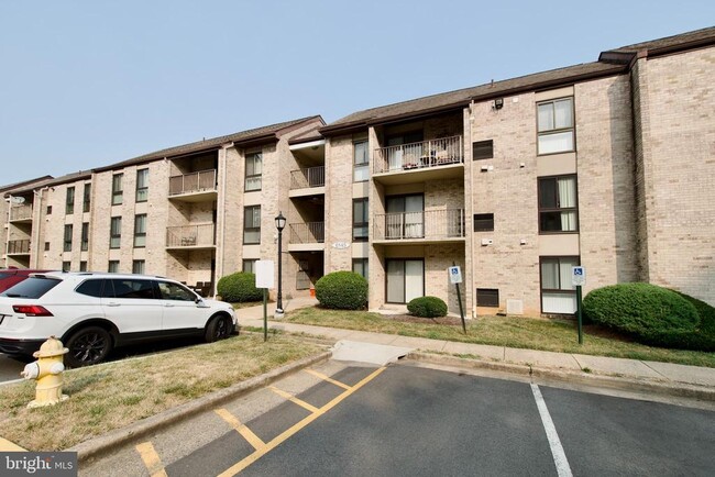 Building Photo - 6145 Edsall Rd