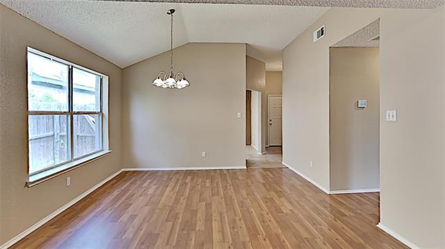 Building Photo - 8033 Summer Sun Dr