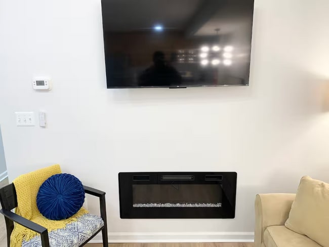 Photo - 1600 S Charles St Apartment