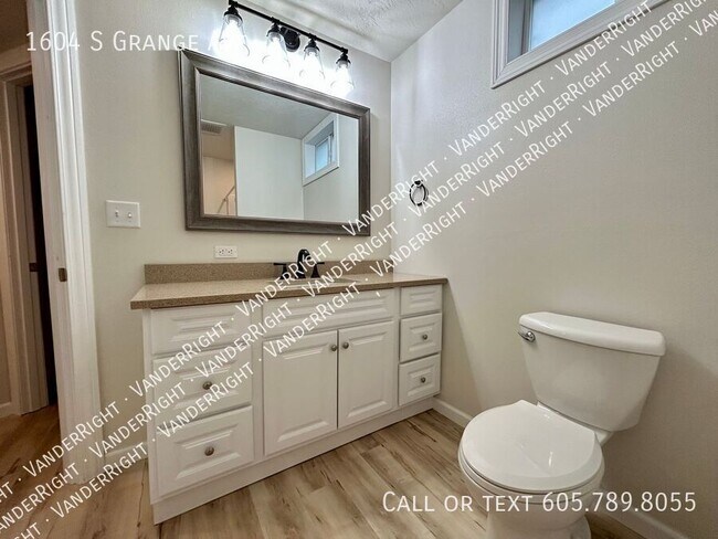 Foto del edificio - 1604 S Grange Ave