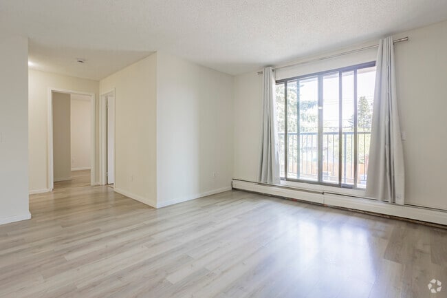 2BR, 1BA - 700SF - Glenbow Manor Apartments