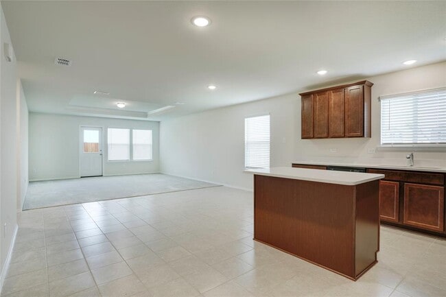 Building Photo - 1617 Drasco Dr.