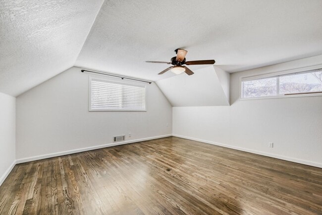 Building Photo - 4585 Martin Dr