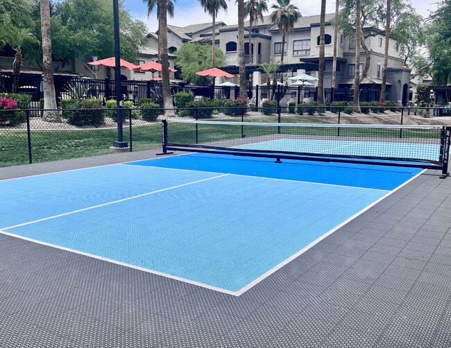 Foto del edificio - Lazo Apartments