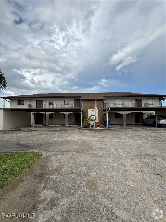 Building Photo - 3720 SE 10th Ave