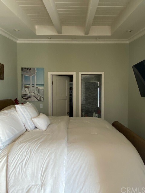 Building Photo - 4805 Seashore Dr