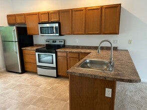 Building Photo - 110 Trinity Cir